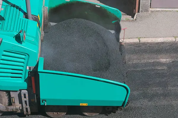 What Is the Difference Between Regular Asphalt Paving and Heavy Duty Paving?